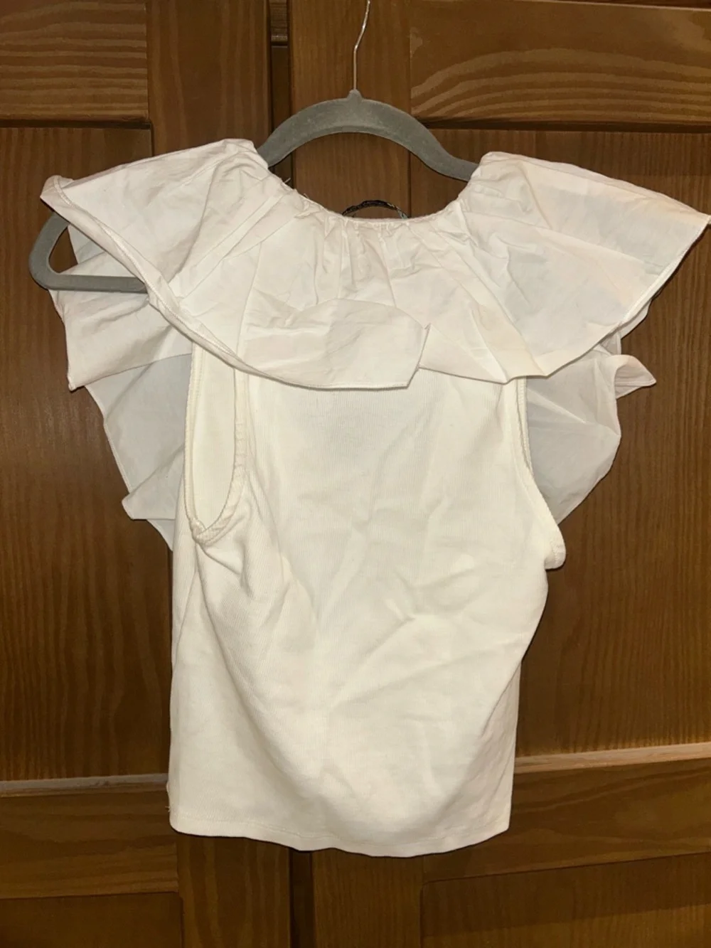 Zara White Ruffle V-Neck Top with Statement Sleeves - Picture 2 of 3